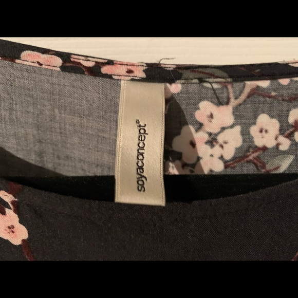 Soya Concept Blouse - Picture 2 of 6